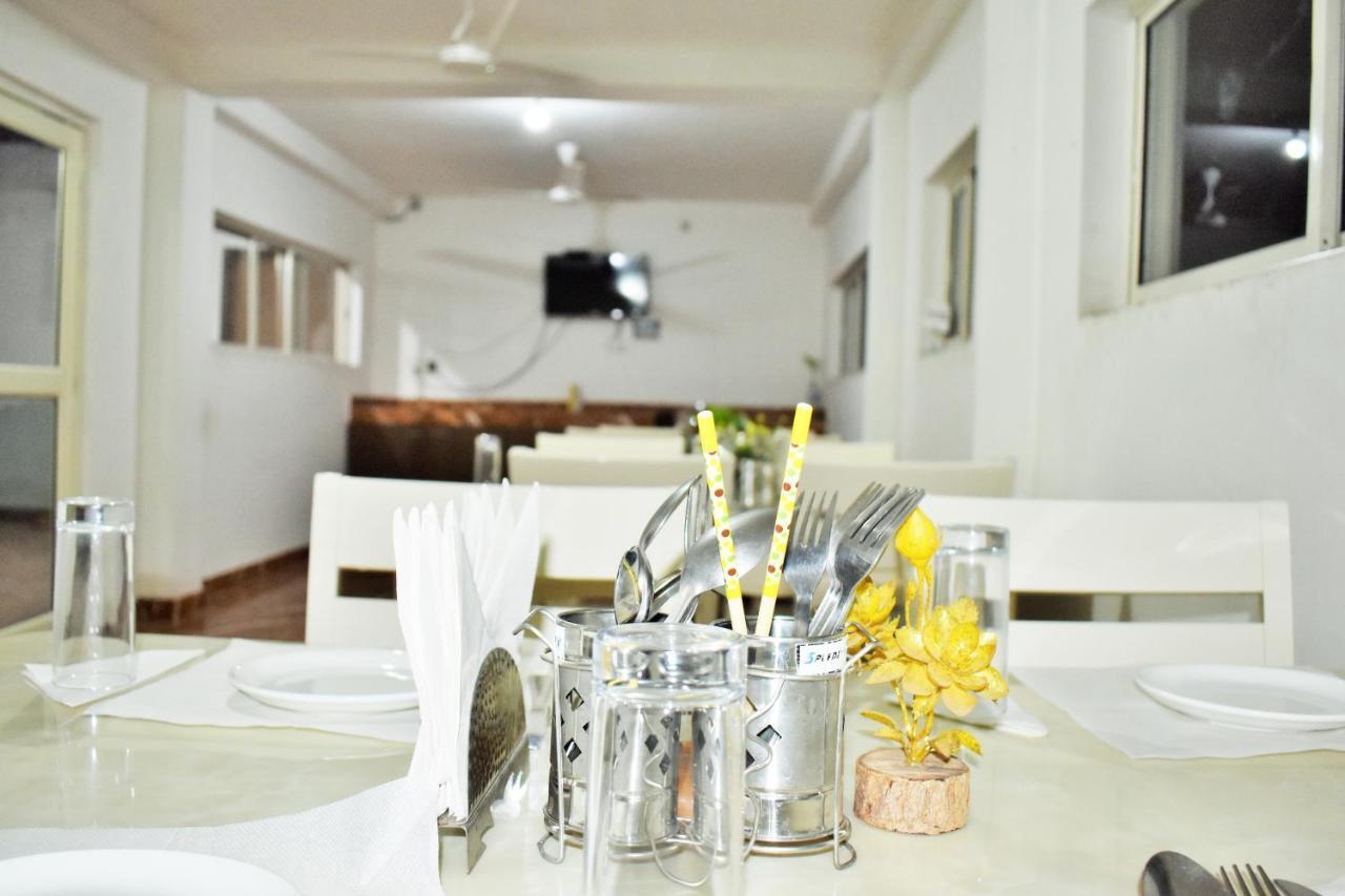Sakura House Hotel Bodh Gaya Eksteriør billede